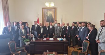 CHP Kocaeli, Kurultay İmzalarını Teslim Etti