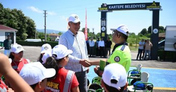 Kartepe'de Trafik Eğitim Parkurunda Eğitimler Başladı