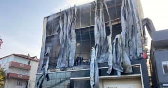 Fabrika yangını soruşturmasında 7 belediye yetkilisine gözaltı