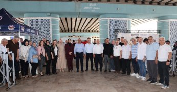 Körfez'de 4 Bin Kişilik Aşure İkramı Yapıldı 