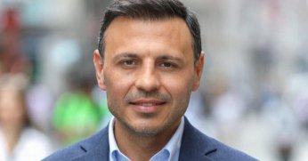 Hürriyet'in ifadesi sürüyor: Özgür Çelik adliyeye geldi!