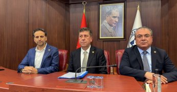 Kritik toplantı başladı: Yaşar Tüzün meclis üyeleriyle görüşüyor 