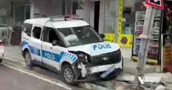  Yaşlı kadını darp edip polise kaza yaptırdı