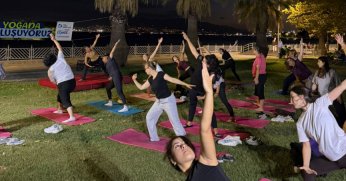 Nefes Al İzmit yoga programı Plaj Yolu’nda gerçekleştirildi