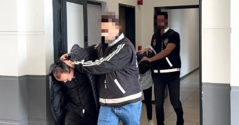 İş görüşmesi bahanesiyle açtırdıkları hesaplardan kredi çekmişler!
