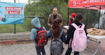 İzmit’te Beslenme Saati Projesi sürüyor