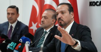 Kürşad Zorlu Kocaeli'de: 'Biz çürük dallarımızı keseriz'