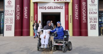 “Engelsiz Taksi” ile Kitap Fuarı’na kolay ulaşım