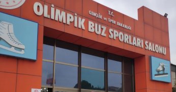 İzmit Buz Pisti halk seansları başlıyor: İşte giriş ücretleri 