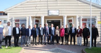 İzmit Belediyesi Yeşilova'nın ihtiyaçlarını yerinde dinledi
