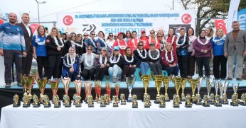 16 ülkeden geldiler, Kandıra’da en büyük balık için yarıştılar
