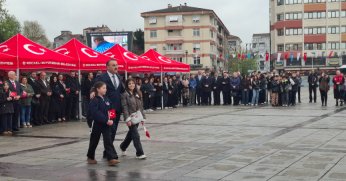 İzmit’te çocuk bayramı coşkusu başladı
