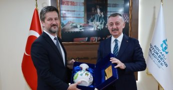 Macaristan Büyükelçisi Matis, Büyükakın'a konuk oldu