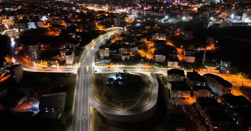 Dev proje, gece görüntüsüyle de göz kamaştırıyor