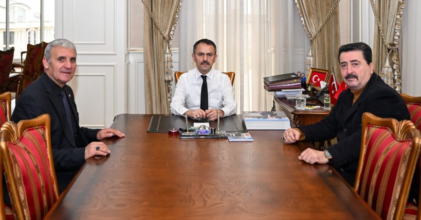 Erzurumlular Derneği’nden Vali Aktaş’a ziyaret