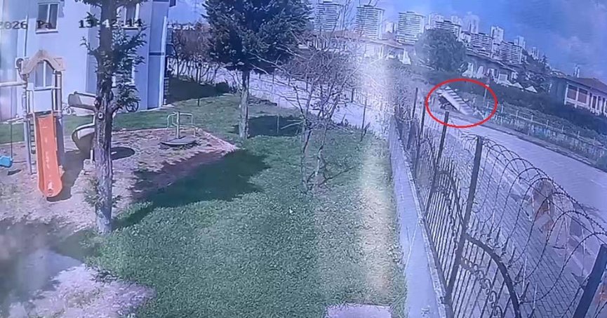 İzmit’te korkutan kaza: Kamyonet dereye uçtu