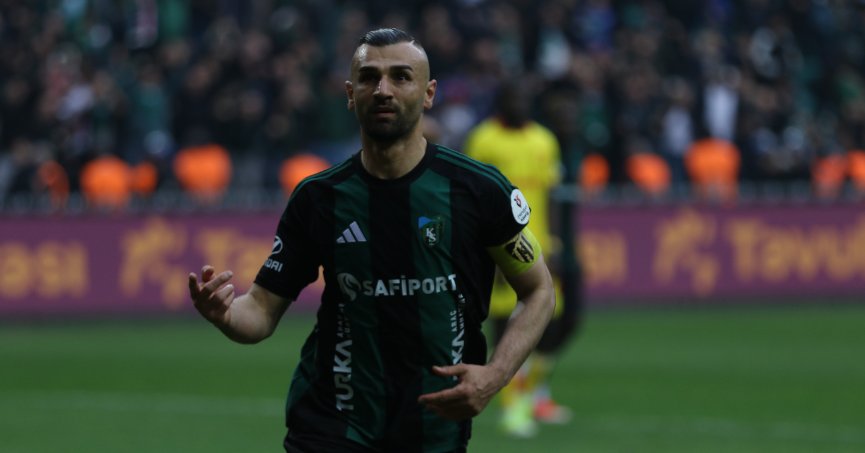 Kocaelispor Serdar Dursun ile yollarını ayırdığını açıkladı