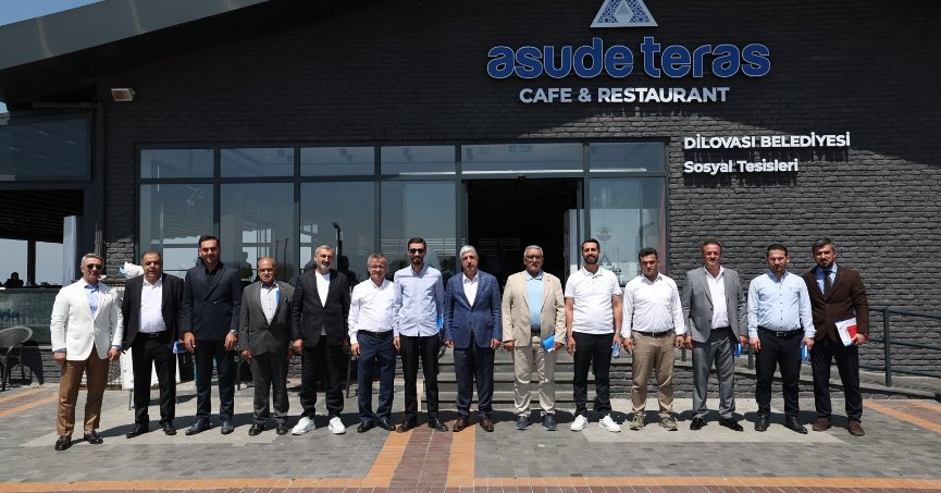 Dilovası Belediye Başkanı, ortak akıl buluşmasında vatandaşlarla buluştu