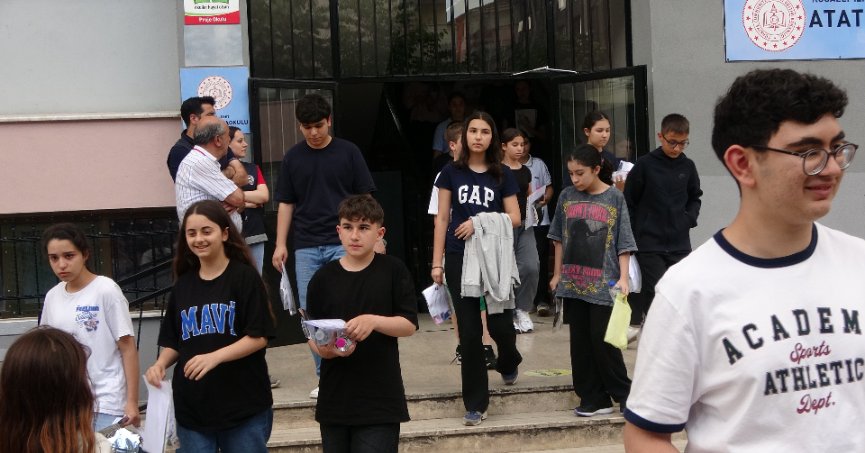 Öğrencilerin sınav heyecanı sona erdi
