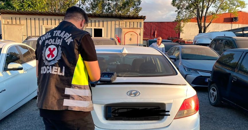 Korsan taksi sürücüsü ve yolcuya ceza