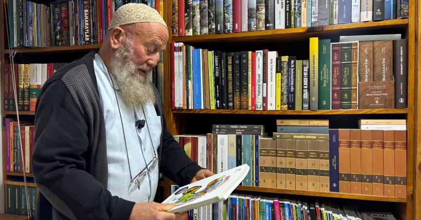 Kitap tutkunu Maksut Amca’dan kütüphane hayranlığı