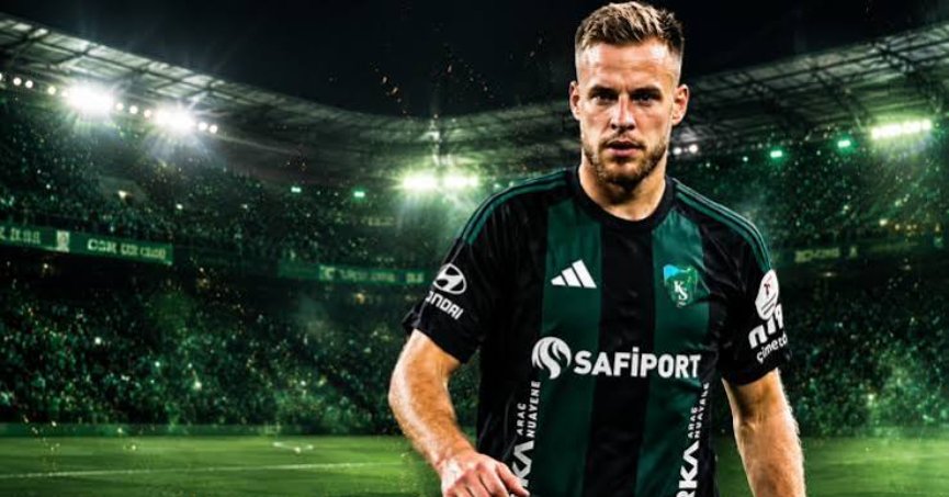 Smolcic Kocaelispor  camiasına ayıp ediyor   