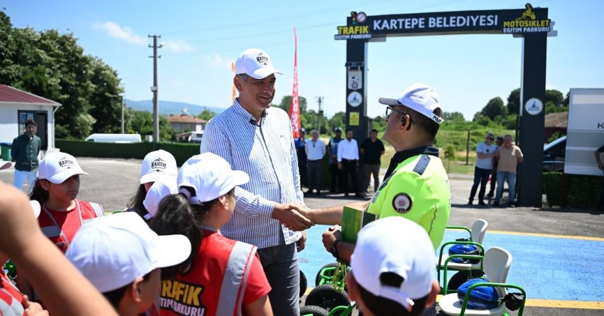 Kartepe'de Trafik Eğitim Parkurunda Eğitimler Başladı