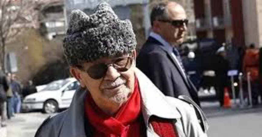 Yalçın Küçük hayatını kaybetti