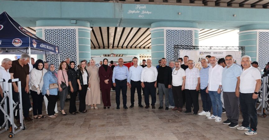 Körfez'de 4 Bin Kişilik Aşure İkramı Yapıldı 