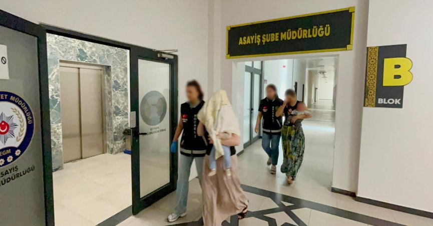 1,6 Milyon TL'lik Hırsızlık: Adliyeye Bebekleriyle Sevk Edildiler