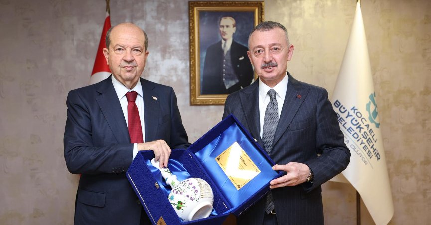 Tahir Büyükakın, Ersin Tatar’ı Kocaeli’de ağırladı