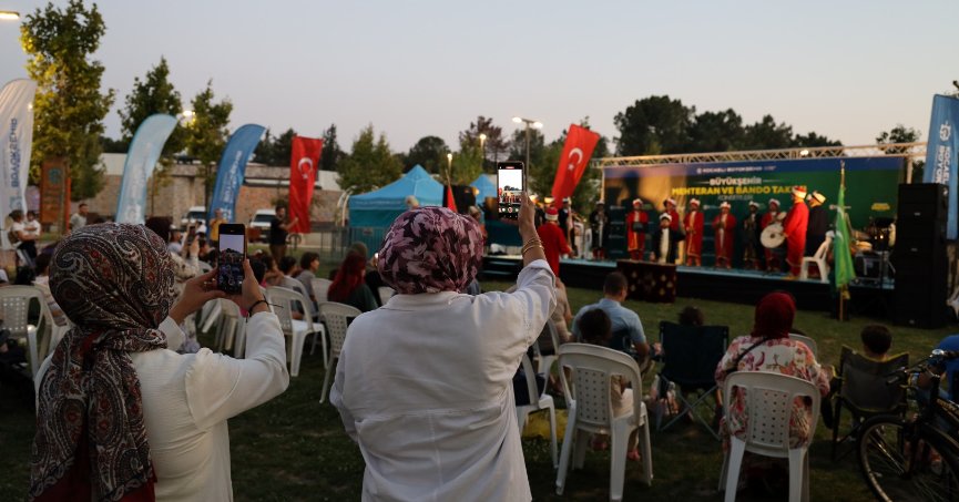 Derince’de tarih ve nostalji ezgilerle hayat buldu 