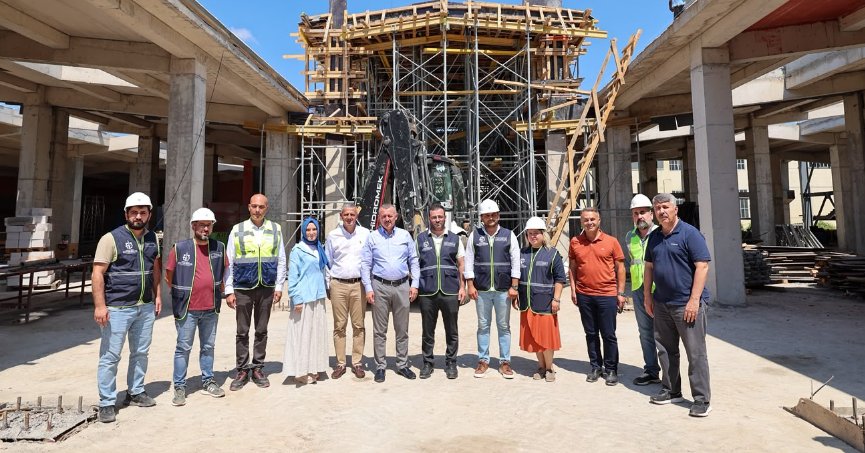 Büyükakın, İzmit’e değer katacak projeleri yerinde inceledi