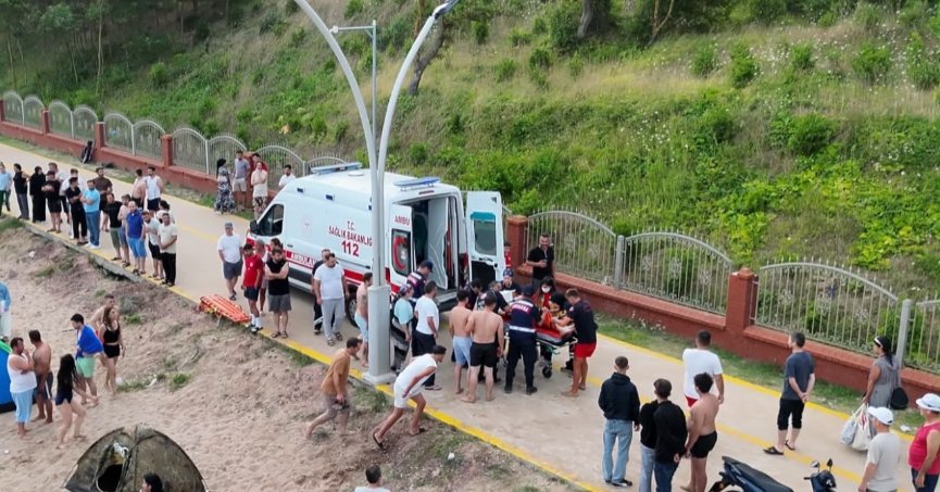  Kandıra'da 2 kişi denizde boğuldu, 1 kişi kayıp