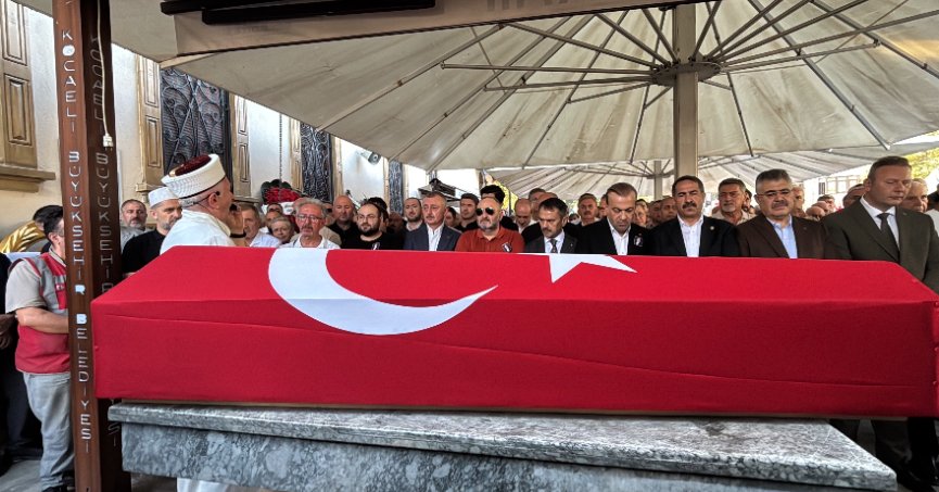 Eski Kocaeli Milletvekili Azize Sibel Gönül son yolculuğuna uğurlandı