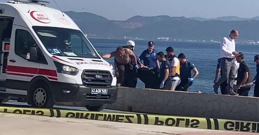  Kocaeli'de denizde 3 ceset bulundu 