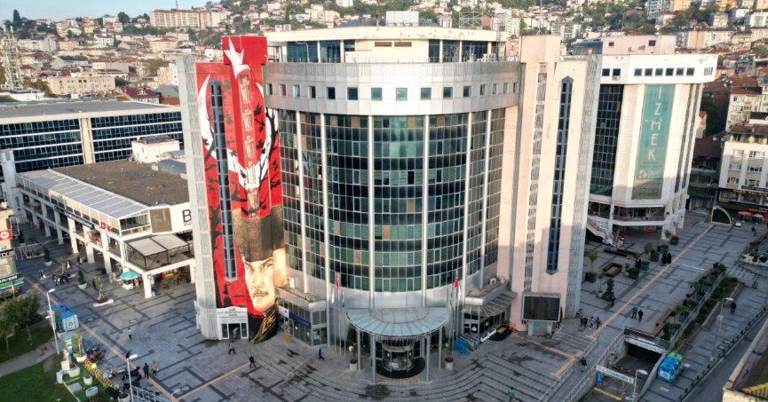 3 kilogram altın iddiasıyla gündeme gelmişti: Turgut Koç'a ev hapsi 