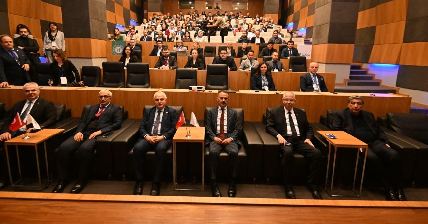 KOÜ'de Dijital Dönüşümde Teknik ve Sosyal Yetkinlikler” Çalıştayı!