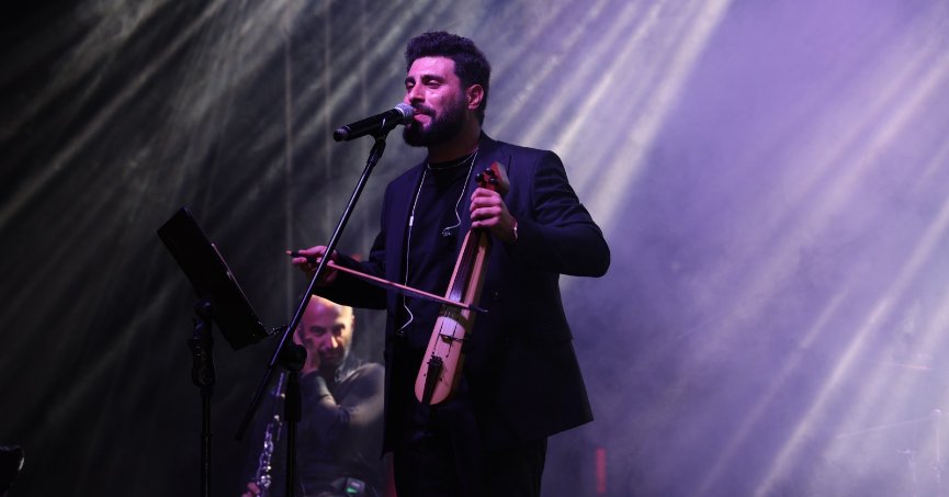 Kandıra'da Karadeniz rüzgârı coşkuyla esti