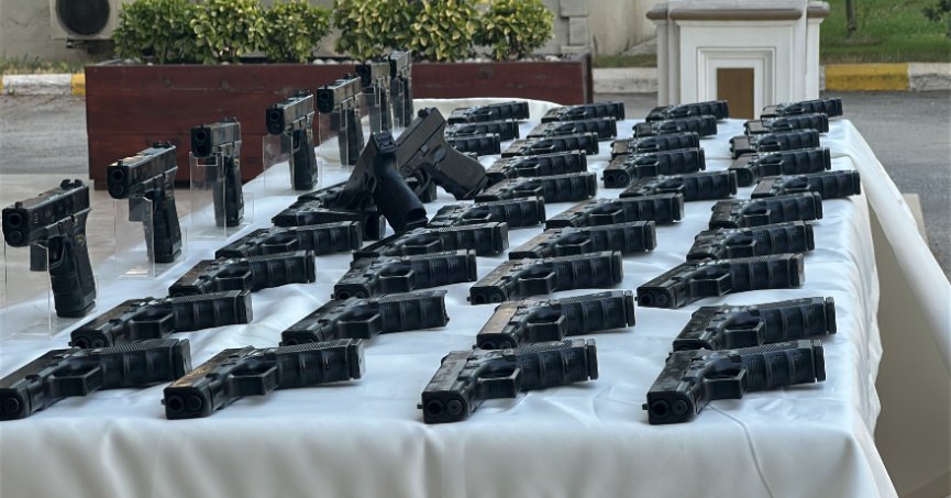 Silah sevkiyatı yapacaktı, 100 tabancayla yakalandı