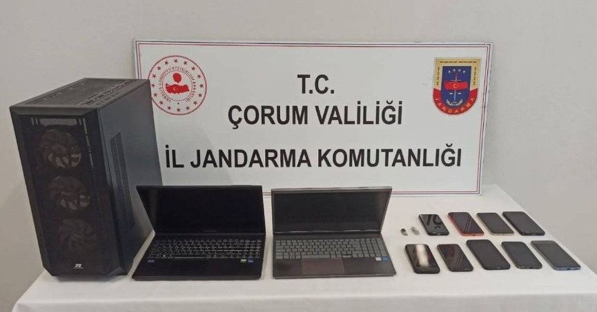 Bomba yapımı içerikli paylaşımlar yaptılar! 9 şüpheliye gözaltı 
