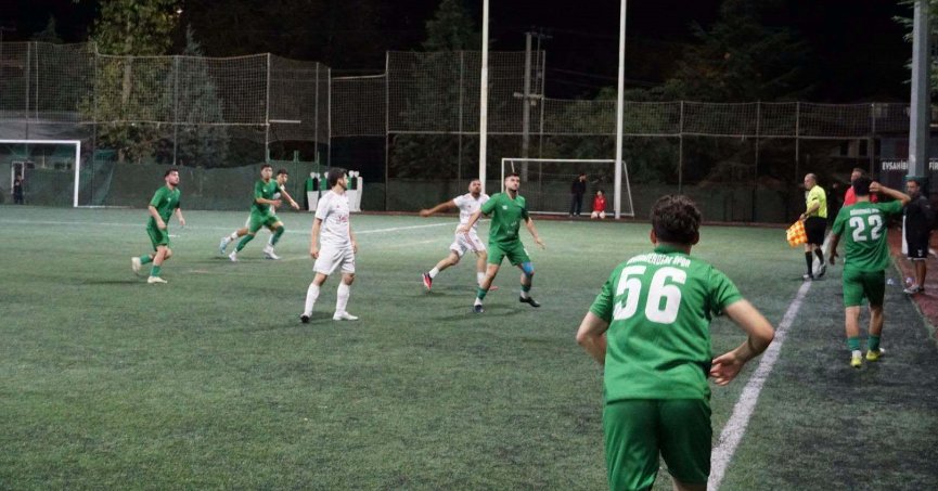 Ulaşlıspor, Başkanlık Kupası’nın şampiyonu oldu
