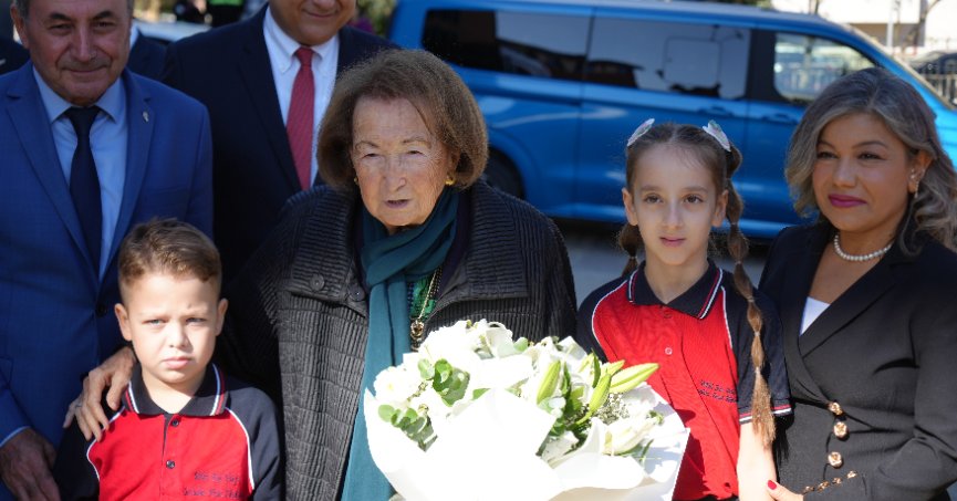 Semahat Arsel, adını taşıyan okulun açılışına katıldı