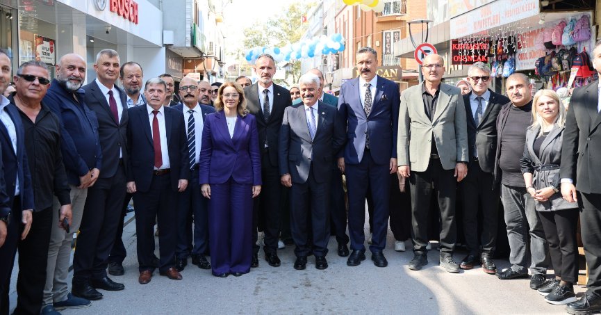 Alışveriş festivali Gölcük'te ticareti canlandırdı