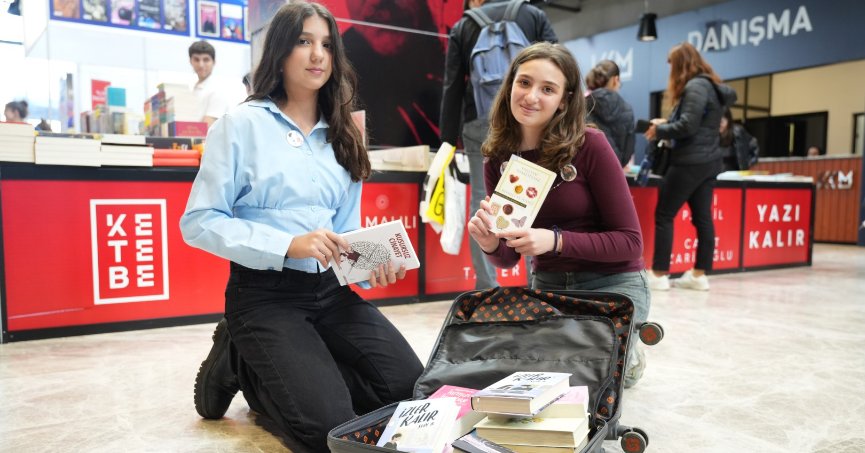 Valizler bu kez kitaplarla doluyor