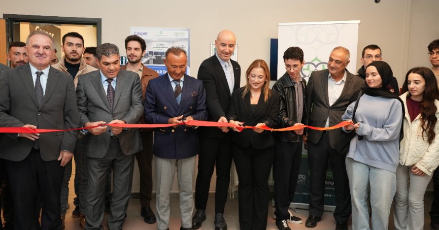 KOSTÜ’de öğrenciler gerçek donanımlarla deneyim kazanacak