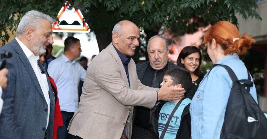 Başkan Söğüt mahalle sakinlerinin taleplerini dinledi