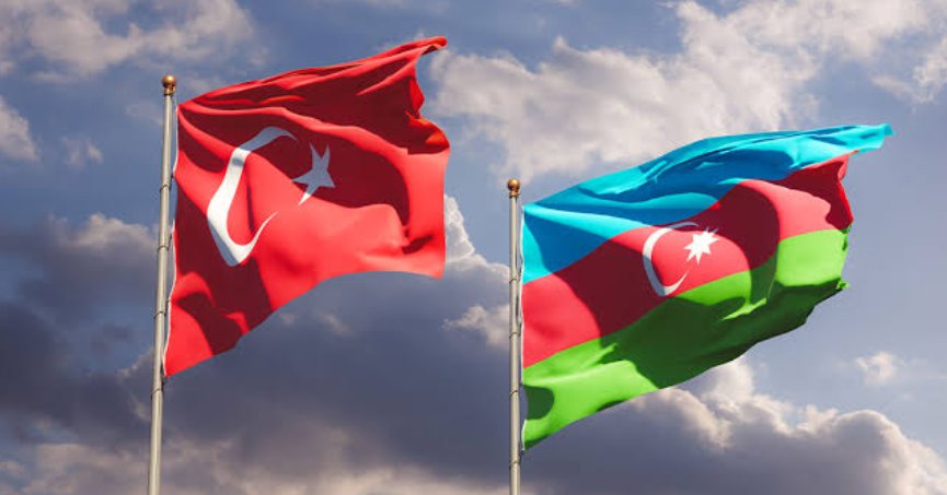 Azerbaycan 31 vatandaşı istenmeyen kişi ilan etti: Listede Kocaeli milletvekili de var
