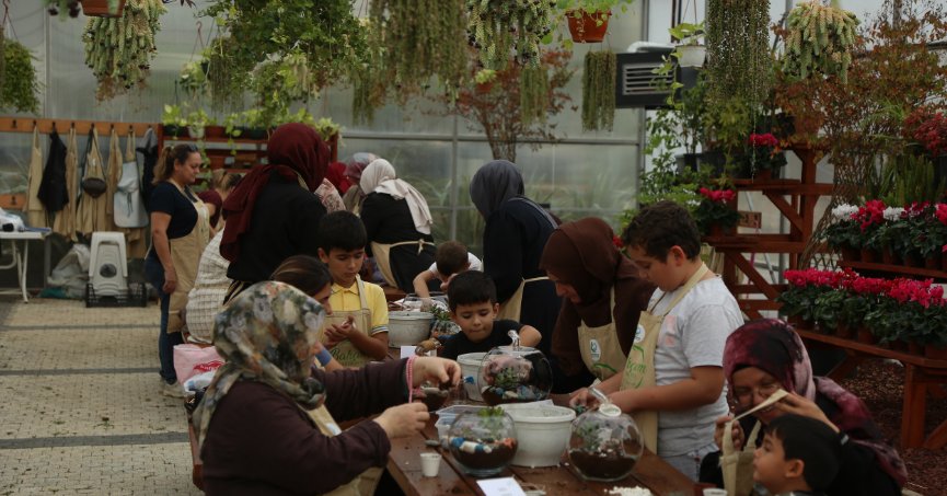 Bahçem Çayırova'da teraryum atölyesi gerçekleştirildi