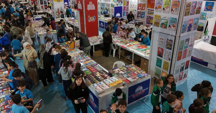 Darıca’da kitap şöleni başladı